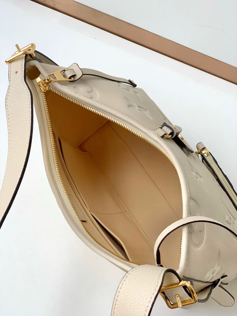 Louis Vuitton Hobo Bags